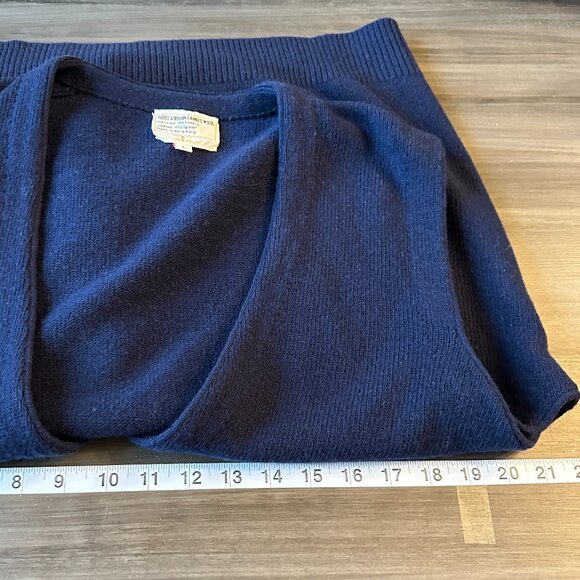 The Treasury Vintage Mens 100% Virgin Lambs Wool Navy Blue Sweater Vest Size L - Picture 5 of 6